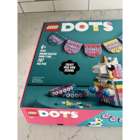 LEGO DOTS: Unicorn Creative Family Pack (41962) - Picture 4 of 6